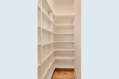 4135 N Kenmore Avenue #1S, Chicago, IL 60613 - Photo 10