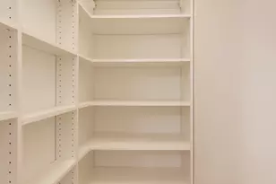 4135 N Kenmore Ave, Chicago, IL 60613 - Photo 10