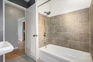 13116 S Ave O Ave, Chicago, IL 60633 - Photo 10