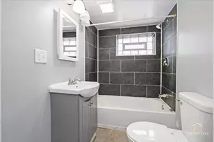 13116 S Ave O Ave, Chicago, IL 60633 - Photo 12