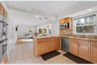 3255 Westview Drive, Northbrook, IL 60062 - Photo 8