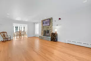 3255 Westview Dr, Northbrook, IL 60062 - Photo 4