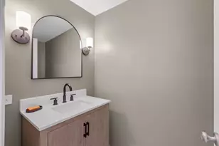 3255 Westview Dr, Northbrook, IL 60062 - Photo 12