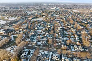 1625 Bunker Hill Dr, Joliet, IL 60435 - Photo 24