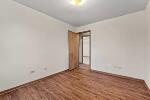 1625 Bunker Hill Dr, Joliet, IL 60435 - Photo 16