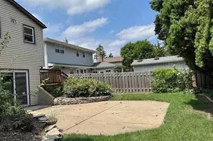 416 Trinity Ct, Buffalo Grove, IL 60089 - Photo 82