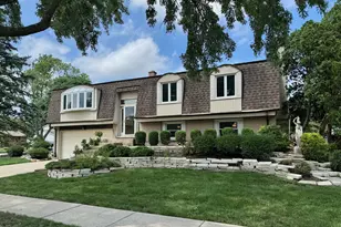416 Trinity Ct, Buffalo Grove, IL 60089 - Photo 16