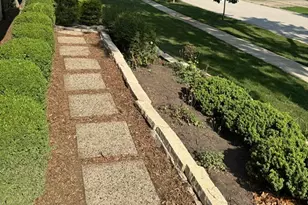 416 Trinity Ct, Buffalo Grove, IL 60089 - Photo 12