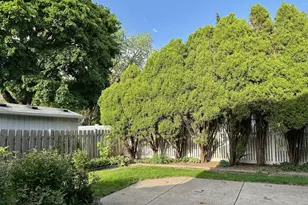 416 Trinity Ct, Buffalo Grove, IL 60089 - Photo 80