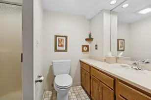 4957 N Lowell Ave, Chicago, IL 60630 - Photo 18