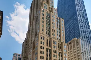 159 E Walton Pl, Chicago, IL 60611 - Photo 1