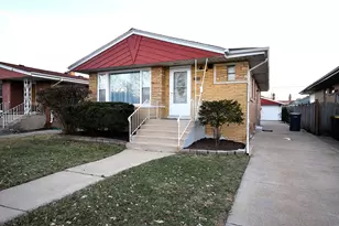 3133 W 101st Pl, Evergreen Park, IL 60805 - Photo 2