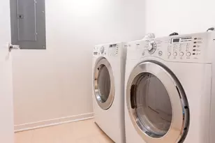 [Address not provided], Evanston, IL 60201 - Photo 18