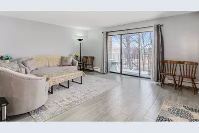 4721 Saint Joseph Creek Road #5F, Lisle, IL 60532 - Photo 4