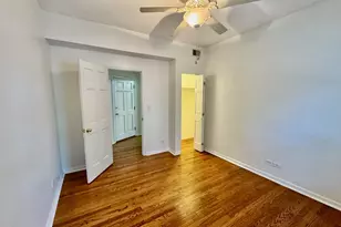 6042 N Kenmore Ave, Chicago, IL 60660 - Photo 14