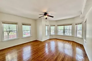 6042 N Kenmore Ave, Chicago, IL 60660 - Photo 2