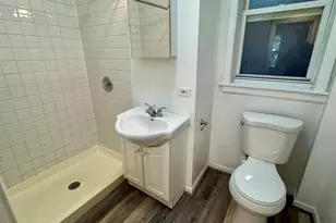 6042 N Kenmore Ave, Chicago, IL 60660 - Photo 18