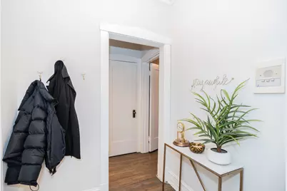 3644 N Pine Grove Avenue #1, Chicago, IL 60613 - Photo 12