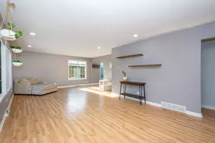 40184 N Liberty St, Antioch, IL 60002 - Photo 4