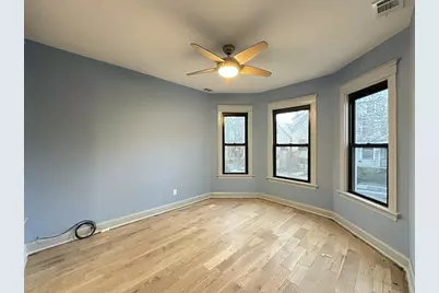 3245 N Lakewood Avenue #2, Chicago, IL 60657 - Photo 12