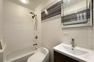 3245 N Lakewood Ave, Chicago, IL 60657 - Photo 20