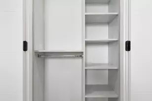 7729 N Eastlake Terrace, Chicago, IL 60626 - Photo 18