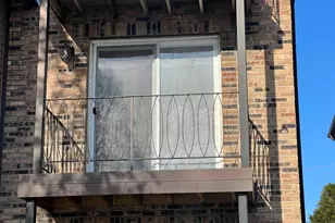 6732 W 64th Pl, Chicago, IL 60638 - Photo 2