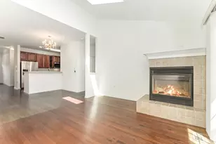 628 Belmont Ln, Carol Stream, IL 60188 - Photo 4