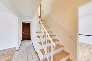 4053 Cumnor Rd, Downers Grove, IL 60515 - Photo 2