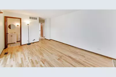 4053 Cumnor Road, Downers Grove, IL 60515 - Photo 8