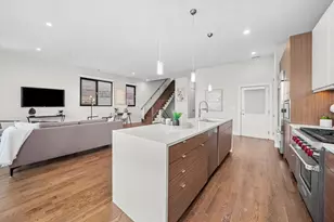 1020 N Marshfield Ave, Chicago, IL 60622 - Photo 8