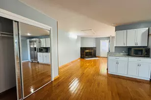 670 Lakeview Ln, Hoffman Estates, IL 60169 - Photo 6