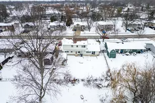 1629 Syracuse Ln, Schaumburg, IL 60193 - Photo 12