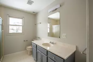 1629 Syracuse Ln, Schaumburg, IL 60193 - Photo 30