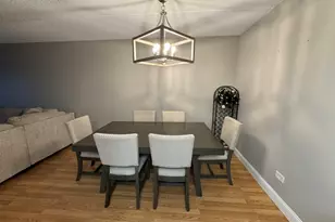 500 Redondo Dr, Downers Grove, IL 60516 - Photo 6