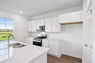 3008 Old Castle Rd, Joliet, IL 60435 - Photo 14