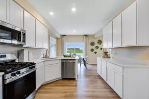 7732 Nightshade Ln, Joliet, IL 60431 - Photo 16