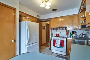6216 W Norwood St, Chicago, IL 60646 - Photo 8