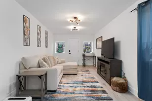 128 S Villa Ave, Addison, IL 60101 - Photo 10