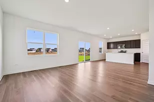 3006 Old Castle Rd, Joliet, IL 60435 - Photo 8