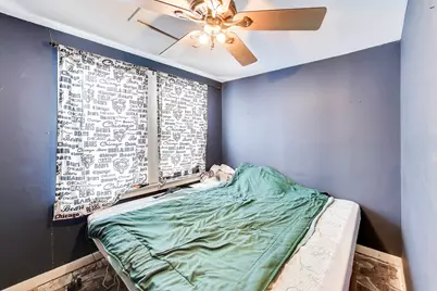 4910 Parkview Drive, McCullom Lake, IL 60050 - Photo 18