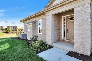 19209 Buncrana Circle, Tinley Park, IL 60487 - Photo 2