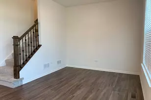 285 Lakeshore Dr, Oswego, IL 60543 - Photo 10