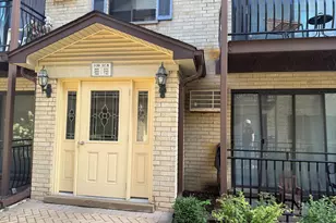 5139 N East River Rd, Chicago, IL 60656 - Photo 1