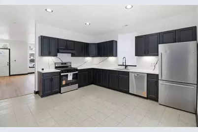 5416 W Thomas Street, Chicago, IL 60651 - Photo 4