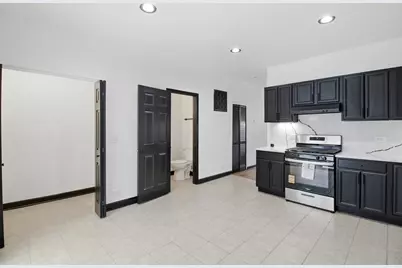 5416 W Thomas Street, Chicago, IL 60651 - Photo 12