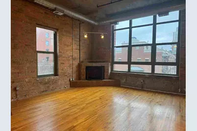 2001 S Calumet Avenue #311, Chicago, IL 60616 - Photo 2