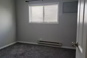 1033 Spruce St, Glendale Heights, IL 60139 - Photo 8