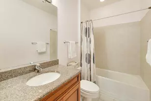 3140 N Sheffield Ave, Chicago, IL 60657 - Photo 14