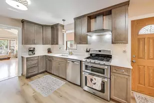 304 Amherst Ave, Des Plaines, IL 60016 - Photo 8